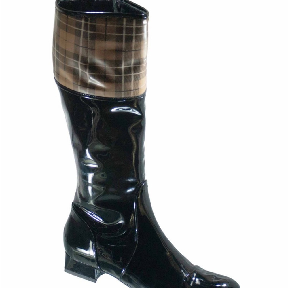 Sleek Black Women's Boots with Plaid Accent